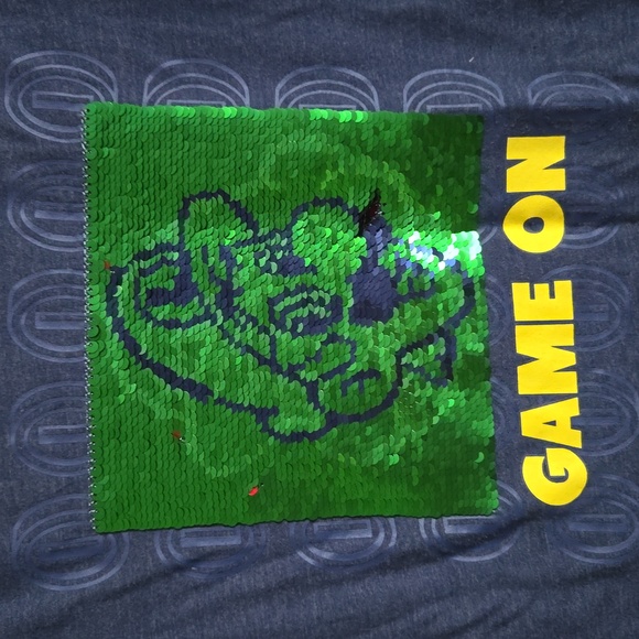 Super Mario Reversible Sequin Tshirt - Picture 2 of 5